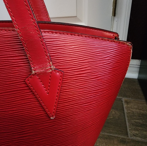 Louis Vuitton Red EPI St Jacques GM - Picture 7 of 16